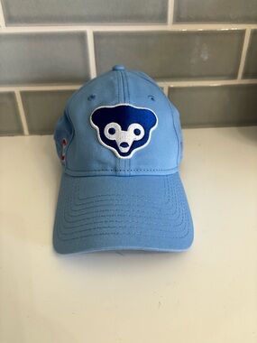 Rare PINK Victoria Secret New Era Blue Chicago Cubs  Baseball Hat Cap